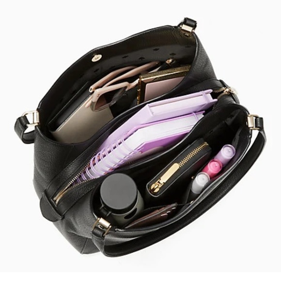 Kate Spade Leila Medium Triple Compartment Shoulder Bag
Light Sand - Picture 5 of 16